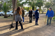 Muy buena respuesta de los vecinos en el inicio de la entrega gratuita de árboles