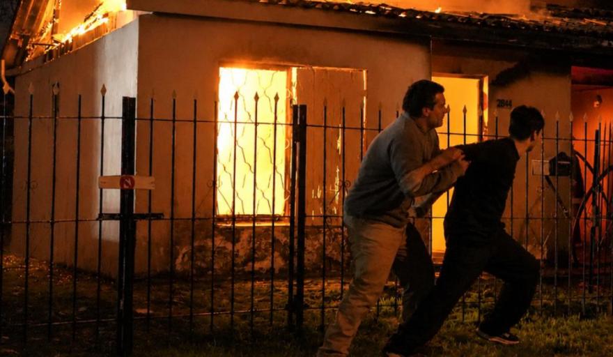 Alexis perdió todo en un incendio y apela a la solidaridad de los necochenses para volver a empezar